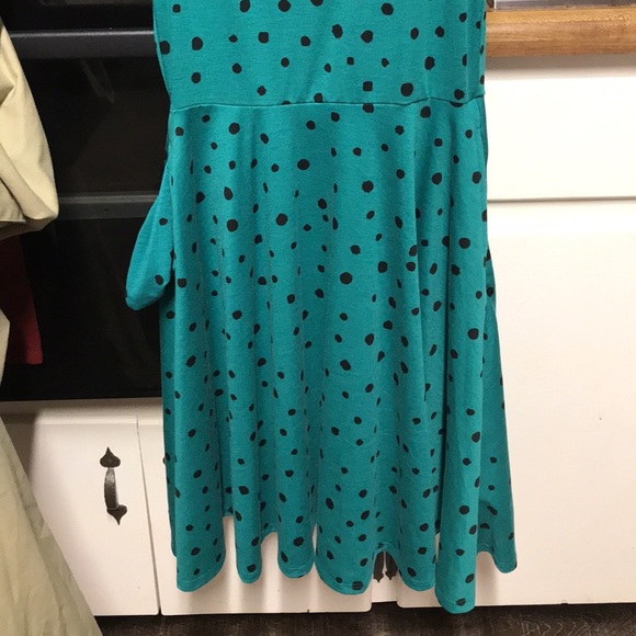 Lularoe Nikky dress with pockets!! - Picture 1 of 5